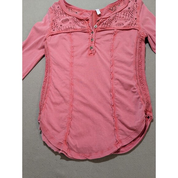 Free People Women Dark Pink Boho Crochet Detailing Long Sleeve Henley Top Size S - Picture 4 of 11